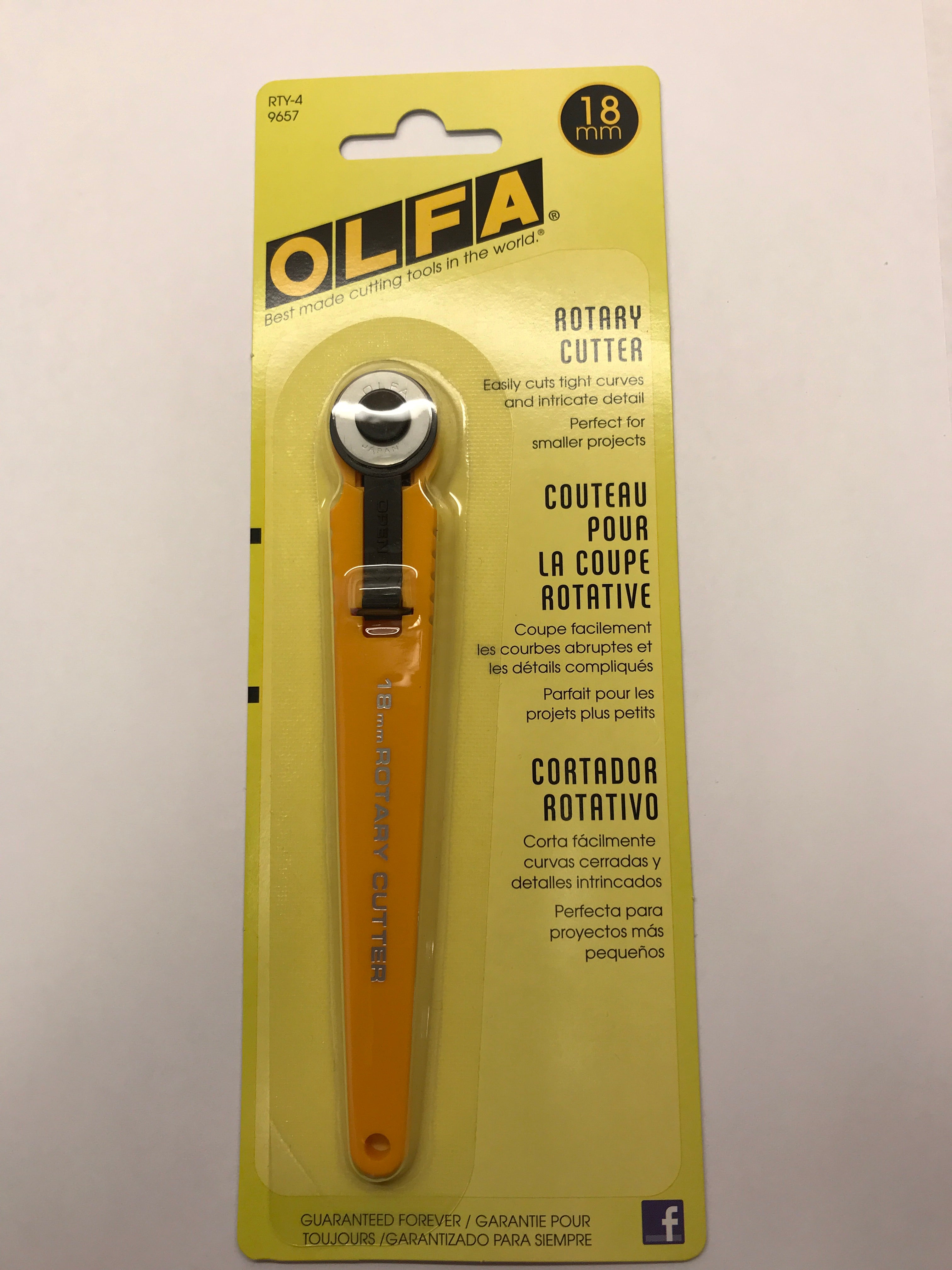 Olfa Rotary Cutter - 18 mm - RTY-4 9657